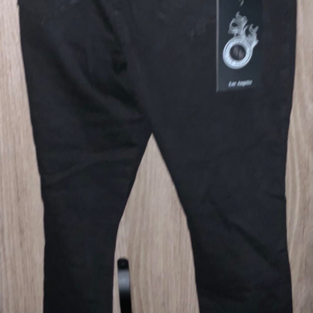 Denim - Picture 3 of 4